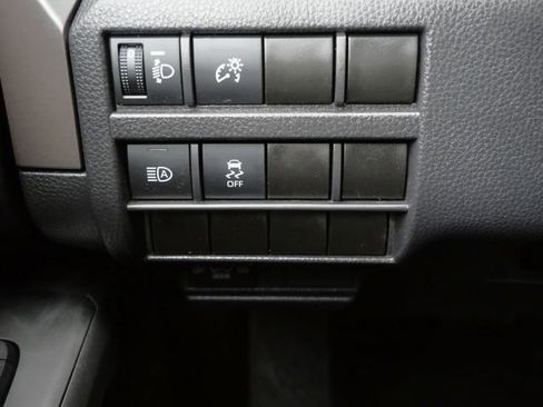 Used 2024 Toyota Tacoma SR5 AWD/4WD image 15