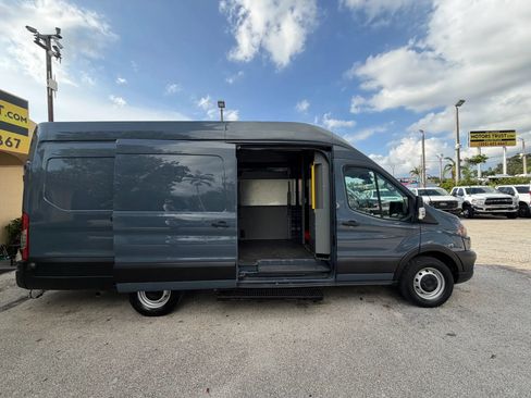 Used 2020 Ford Transit 250 148 High Roof Extended RWD image 8