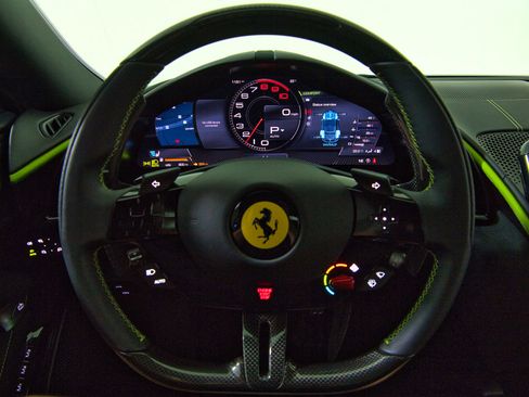 Certified 2025 Ferrari Roma Spider image 11
