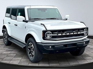 New 2026 Ford Bronco Outer Banks AWD/4WD video 1
