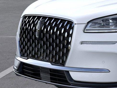 New 2026 Lincoln Corsair Reserve image 17