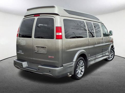 Used 2020 GMC Savana 2500 w/ Enhanced Convenience Package image 37