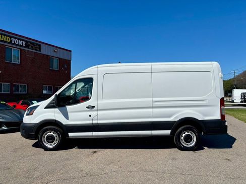 Used 2023 Ford Transit 250 Medium Roof image 6