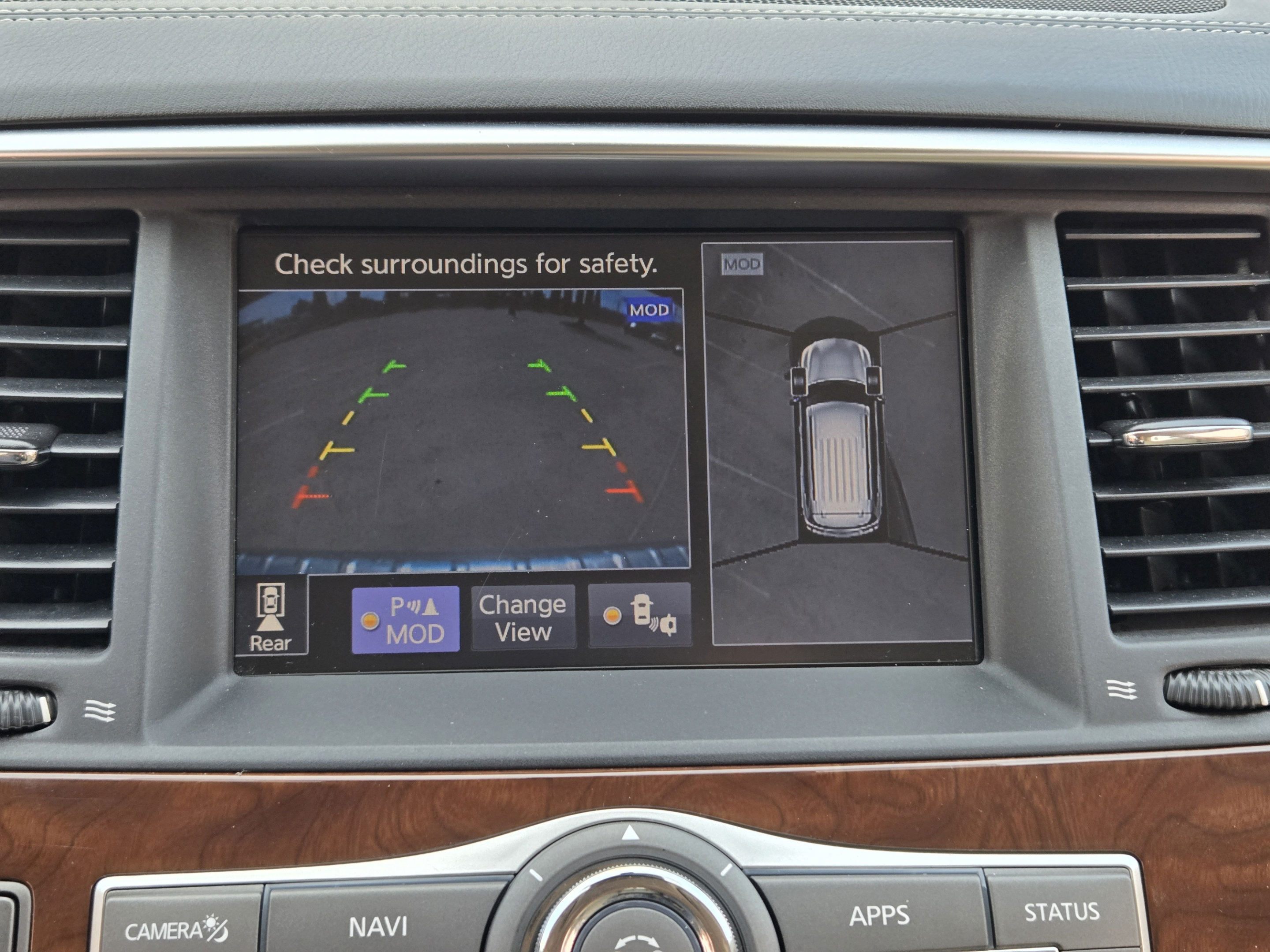 Used 2018 INFINITI QX80 4WD w/ Driver Assistance Package image 14