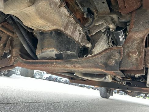 Used 2006 Chevrolet Silverado 2500 LT w/ Heavy-Duty Power Package RWD image 18