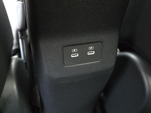 New 2026 Nissan Kicks SR FWD image 14