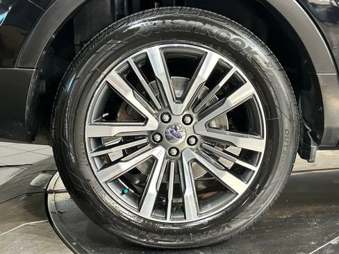 Used 2017 Ford Explorer Platinum AWD/4WD image 25