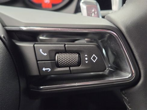 Used 2026 Porsche Macan Base image 19