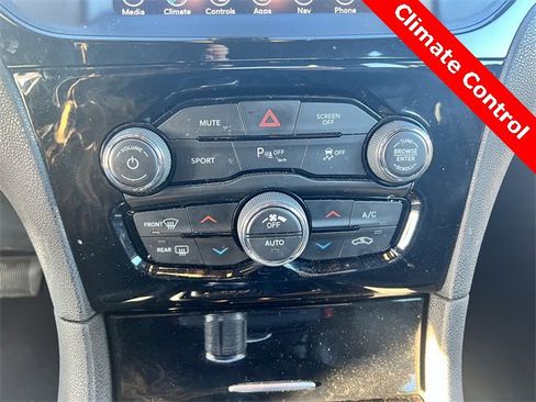 Used 2023 Chrysler 300 S image 31