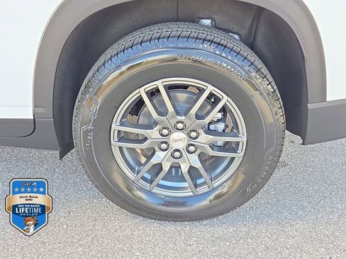 New 2026 GMC Acadia Elevation FWD image 8