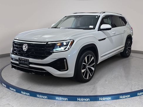 Used 2024 Volkswagen Atlas SEL Premium R-Line AWD/4WD image 1