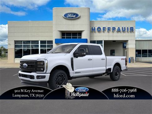 New 2025 Ford F250 Platinum w/ FX4 Off-Road Package image 23