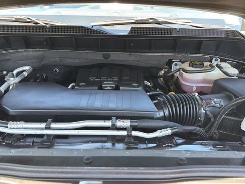 Used 2024 Chevrolet Silverado 1500 Custom RWD image 9