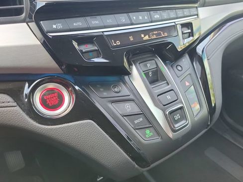 Certified 2025 Honda Odyssey Touring image 28