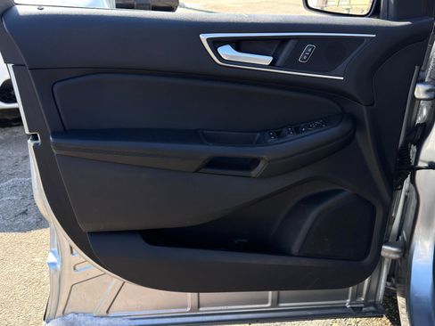 Used 2022 Ford Edge SEL w/ Convenience Package image 15