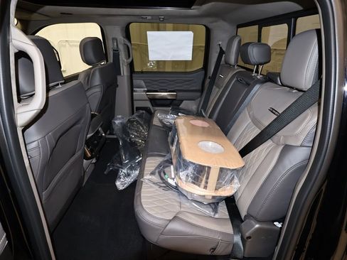 New 2026 Ford F450 Platinum image 14