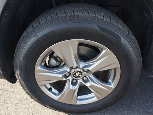 Used 2024 Toyota RAV4 XLE image 24