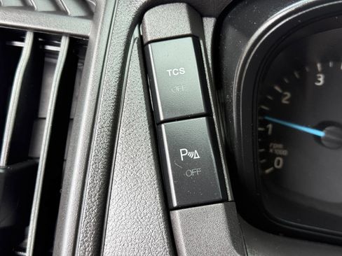 Used 2019 Ford Transit 350 XLT image 16