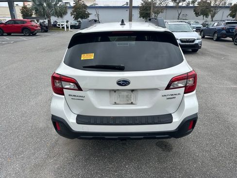Used 2019 Subaru Outback 3.6R Limited w/ Popular Package #2 image 6