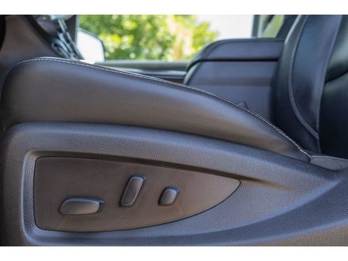 Used 2019 Chevrolet Tahoe LT image 18