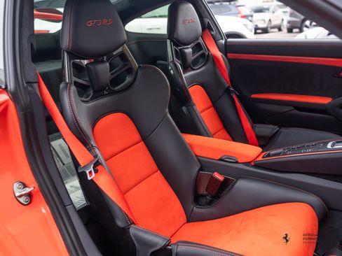 Used 2016 Porsche 911 GT3 RS image 21