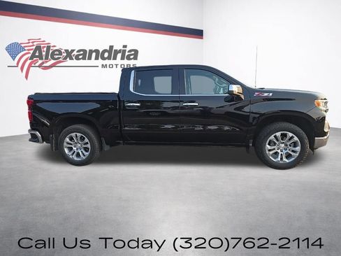 Used 2025 Chevrolet Silverado 1500 LTZ w/ LTZ Premium Package AWD/4WD image 5