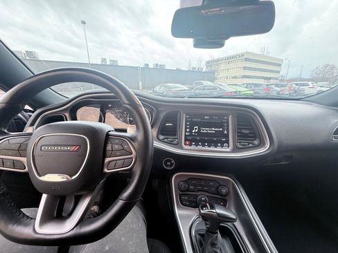 Used 2021 Dodge Challenger R/T Scat Pack w/ Dynamics Package image 17