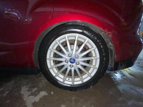 Used 2013 Ford C-MAX SE w/ Winter Pkg image 14