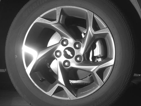 Used 2025 Chevrolet Trax LT FWD image 13