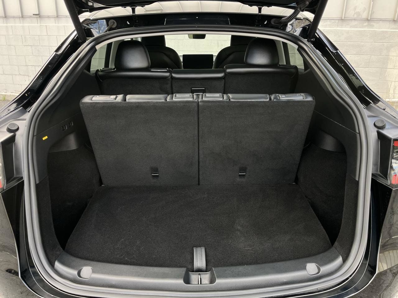 Used 2025 Tesla Model Y Long Range AWD/4WD image 19