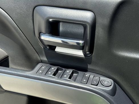 Used 2018 Chevrolet Silverado 1500 LT w/ All Star Edition AWD/4WD image 13