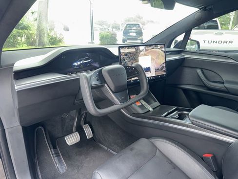 Used 2022 Tesla Model X Plaid AWD/4WD image 17