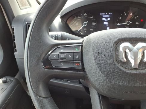 Used 2025 RAM ProMaster 2500 w/ Convenience Group FWD image 18