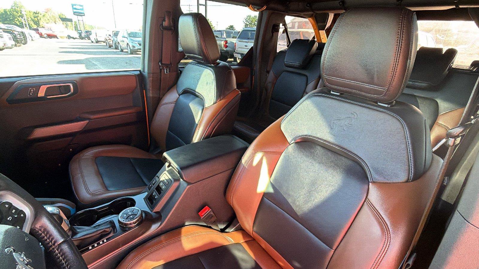 Used 2022 Ford Bronco Outer Banks AWD/4WD image 4