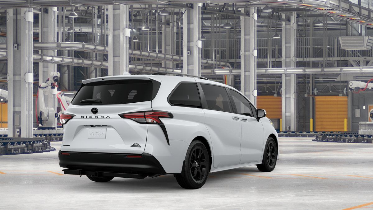 New 2026 Toyota Sienna XLE Woodland Edition AWD/4WD image 9
