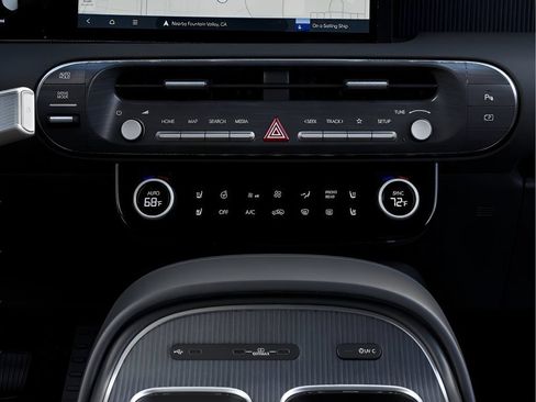 Certified 2026 Hyundai Palisade Calligraphy FWD image 28