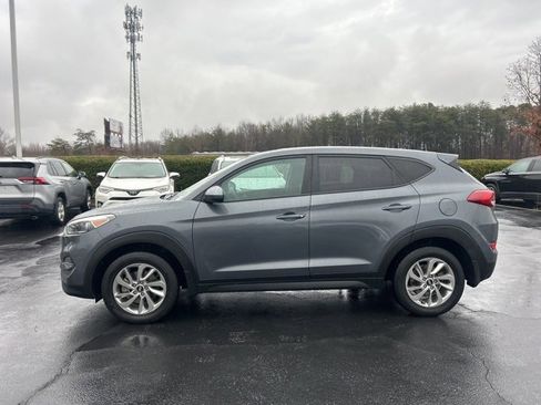 Used 2018 Hyundai Tucson SE image 10