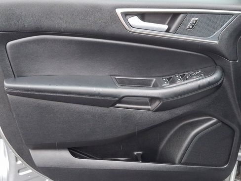 Used 2024 Ford Edge SEL w/ Convenience Package image 13