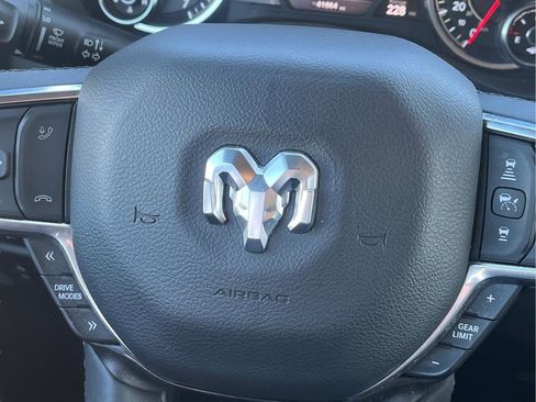 Used 2025 RAM 1500 Laramie image 26