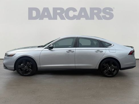 Used 2024 Honda Accord Sport image 4
