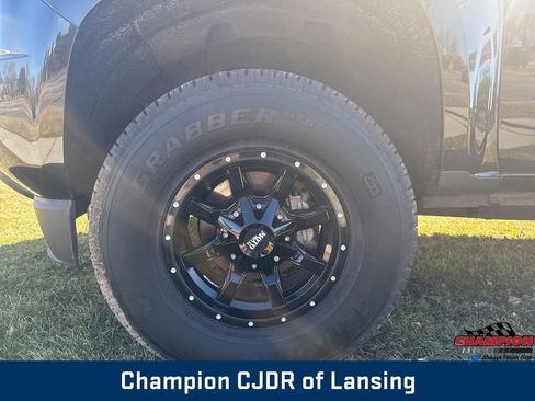 Used 2020 Chevrolet Colorado W/T w/ WT Convenience Package image 10