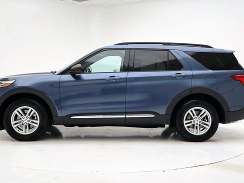 Used 2020 Ford Explorer XLT image 6