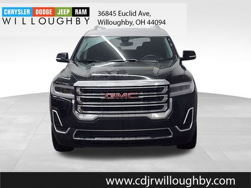 Used 2023 GMC Acadia SLE w/ Driver Convenience Package image 2