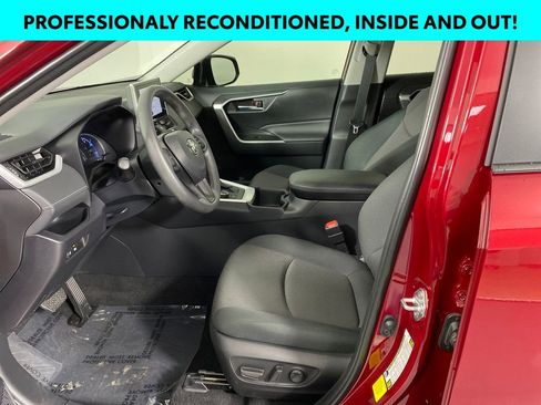 Certified 2024 Toyota RAV4 XLE image 7
