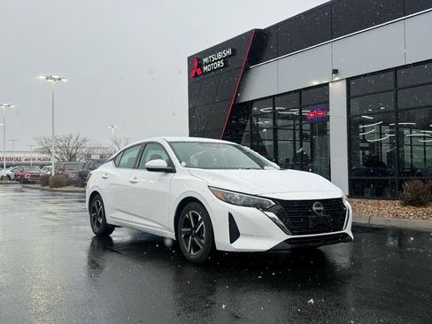 Used 2024 Nissan Sentra SV image 1