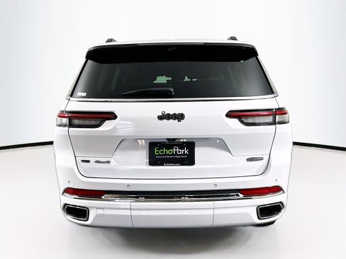Used 2021 Jeep Grand Cherokee L Overland w/ Luxury Tech Group IV AWD/4WD image 7