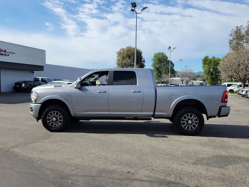 Used 2023 RAM 3500 Limited AWD/4WD image 2