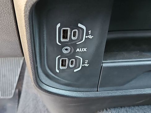 Used 2024 RAM 2500 Laramie w/ Safety Group image 31