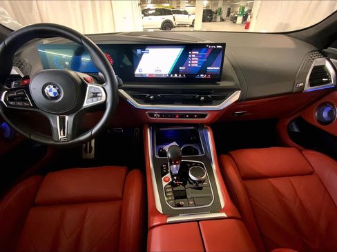 Used 2025 BMW XM image 15