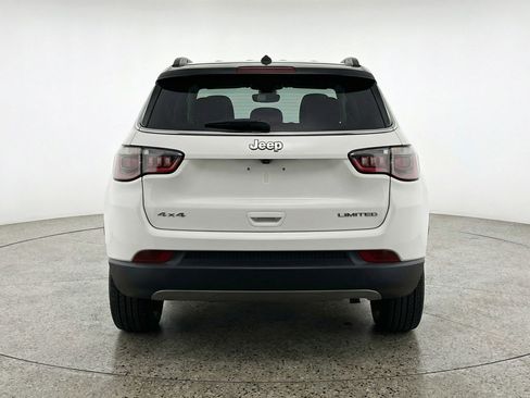 Used 2025 Jeep Compass Limited AWD/4WD image 7